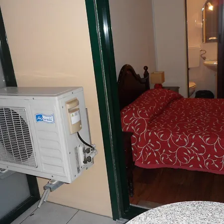 Ξενοδοχείο Rico 2*