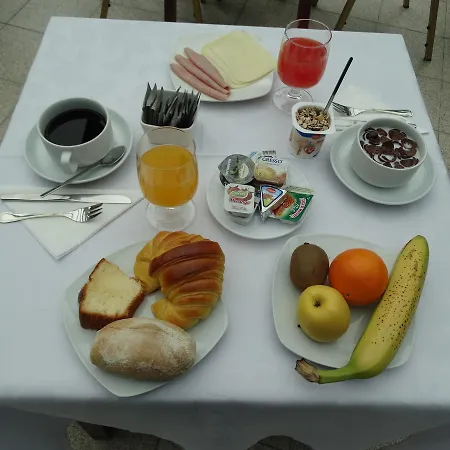 Rico 2* Porto
